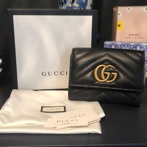 Gucci Medium Marmont 2.0 Leather Bifold Wallet
